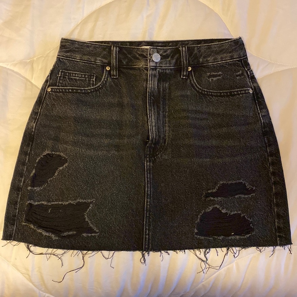 PacSun black mini skirt never worn!!!